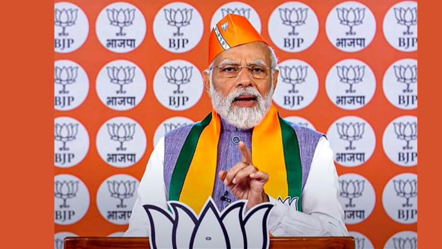 Narendra modi  huge row after PM Says "Congress To Distribute Assets Amongs. 